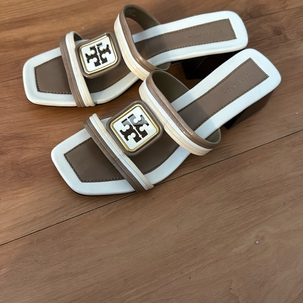 Tory Burch Tan and Cream Slide Sandals